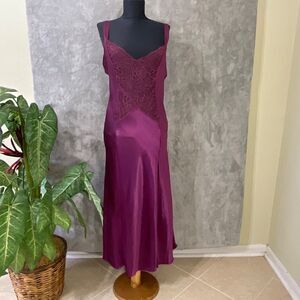 VTG Gold Label Victoria Secret Maxi Satin Liquid lace slip Dress S Purple Fairy